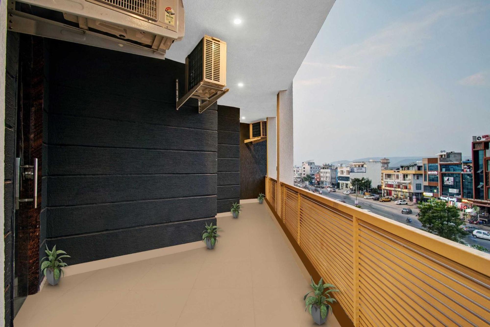 Collection O Aloft 4* Jaipur